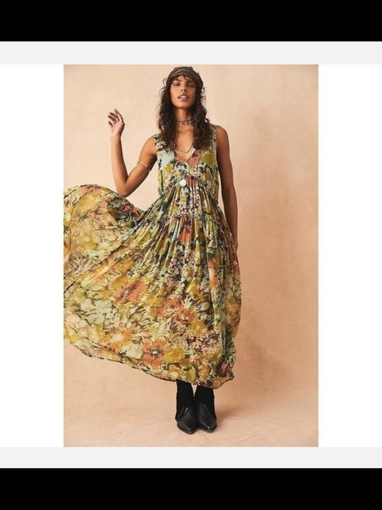 Free People Dresses & Skirts - Free People Maxi Dress Sz M Julianna Green Floral
